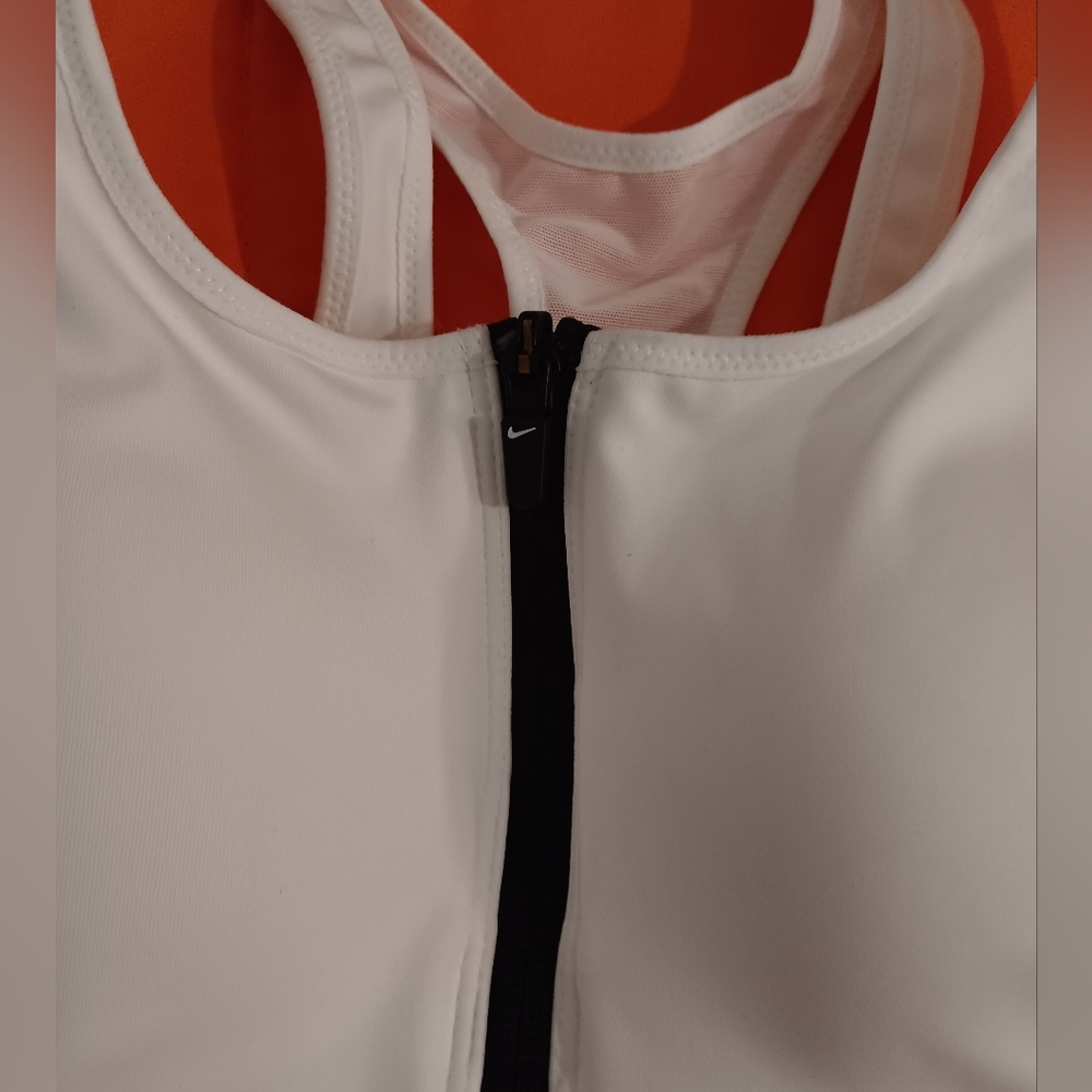Nike Sports Bra XS White - Picture 2 of 4